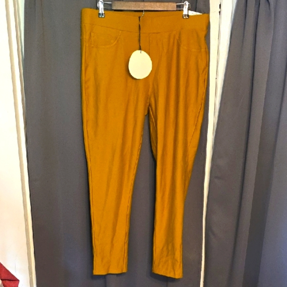NWT Maze Ponte Pants Jeggings Women's Gold Levanta Cola‎ Stretch Comfort Sz 3X